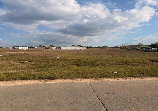 Photo 4 of Land for sale at 757 Road 57071, Cleveland, TX 77327 | MLS# 91443098 | Listing updated on 2026-03-24