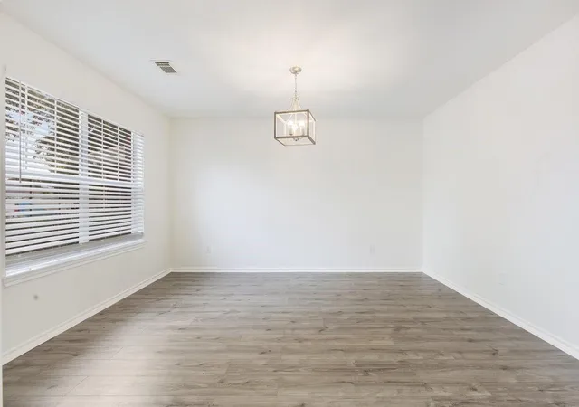 Photo 3 of Sale Pending at 10614 Halifax Brk St, Houston, TX 77089 | MLS# 71575393 | Listing updated on 2026-08-30