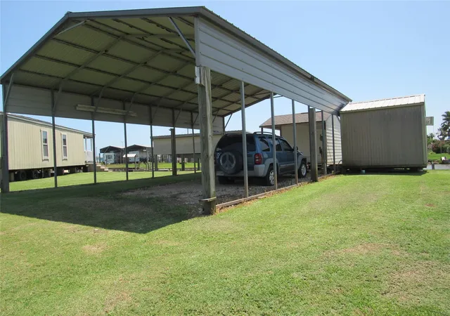 Photo 3 of Single family home for sale at 961 County Rd 202, Bay City, TX 77414 | MLS# 29396611 | Listing updated on 2026-07-18