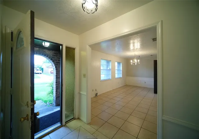 Photo 3 of Single family home for sale at 12314 Bexley Dr, Houston, TX 77099 | MLS# 11327972 | Listing updated on 2026-03-20