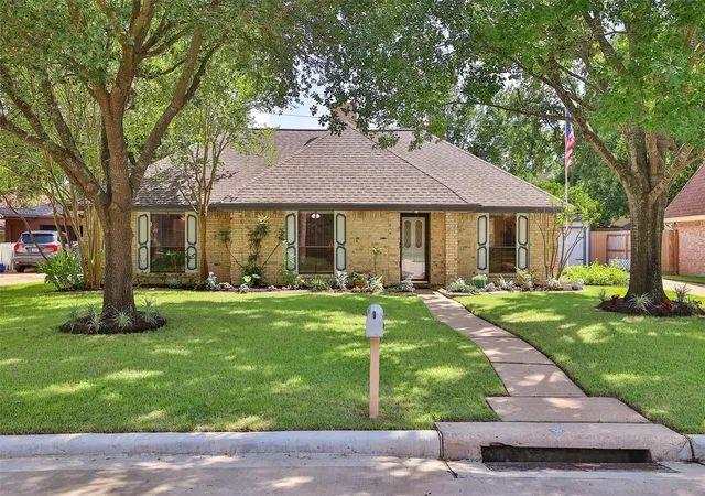 Homes for sale in Houston, TX | 15835 Mesa Gardens Dr, Houston, TX 77095 | MLS# 60259863