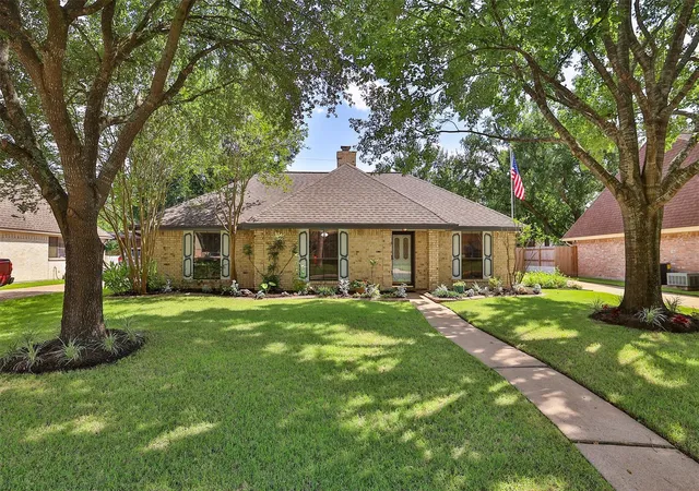 Homes for sale in Houston, TX | 15835 Mesa Gardens Dr, Houston, TX 77095 | MLS# 60259863
