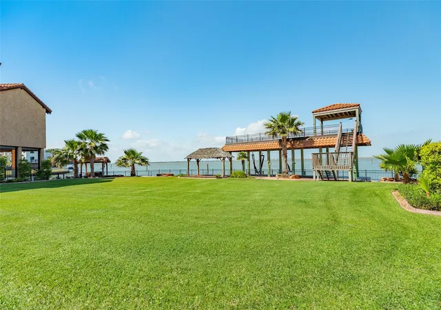 36th image of 506 Sunset Cir, Galveston, TX 77554 | MLS# 16951993