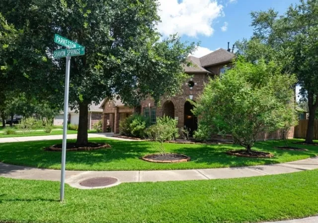4th image of 19802 Shavon Springs Dr, Spring, TX 77388 | MLS# 21671571