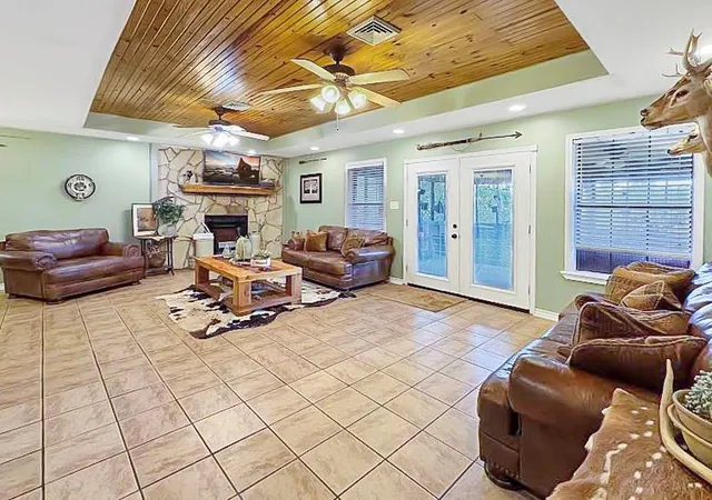 4th image of 341 Red Wolf Ln, Brookeland, TX 75931 | MLS# 11925713