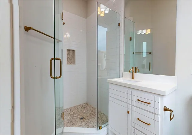 5th image of 2611 Sherwin St, Houston, TX 77007 | MLS# 49894969