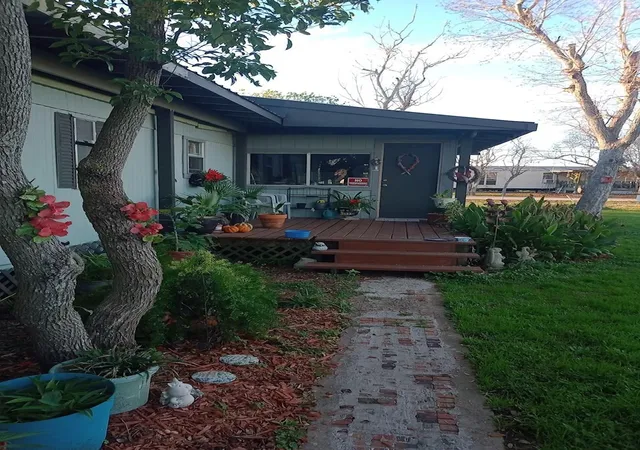 Homes for sale in Brazoria, TX | 6004 Pine St, Brazoria, TX 77422 | MLS# 29478476