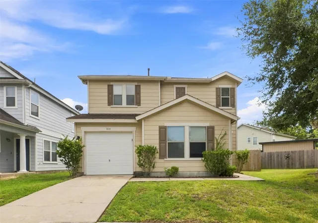 1st image of 8014 Arrington Forest Ln, Humble, TX 77338 | MLS# 95433786