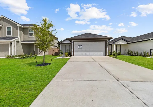 2nd image of 14351 Leafy Willow Dr, Splendora, TX 77372 | MLS# 65504381