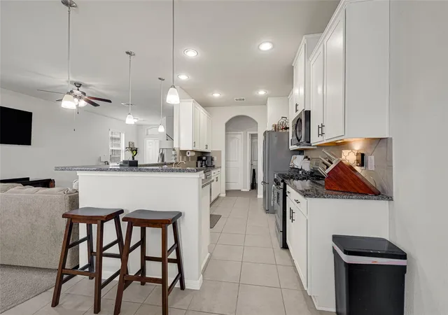 Photo 3 of Single family home for sale at 5318 Abbeville Ct, Dickinson, TX 77539 | MLS# 67875616 | Listing updated on 2026-07-12