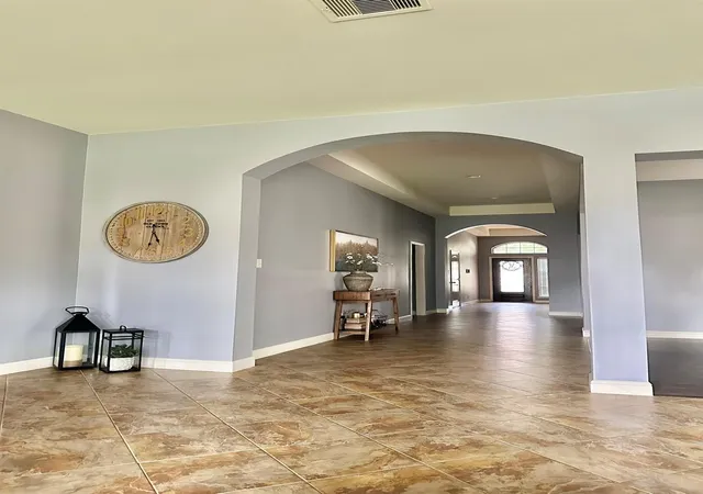 5th image of 13206 Gentle Water Dr, Houston, TX 77044 | MLS# 77249258
