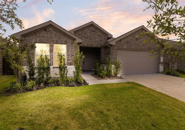 2nd image of 15007 Ashton Meadows Dr, New Caney, TX 77357 | MLS# 24597155