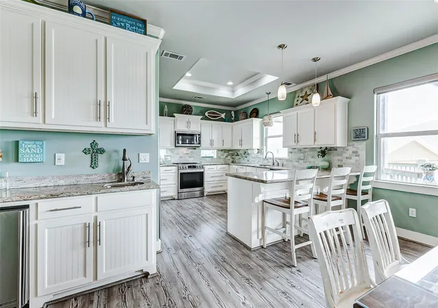 Photo 4 of Sale Pending at 950 Seadrift Dr, Port Bolivar, TX 77650 | MLS# 90833168 | Listing updated on 2026-08-19