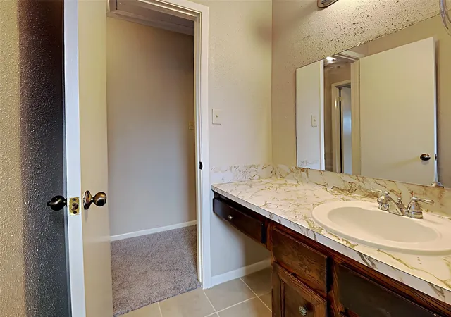 5th image of 207 Oakwood St, League City, TX 77573 | MLS# 97635073