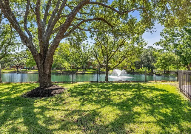 4th image of 15935 Lake Loop Dr, Cypress, TX 77433 | MLS# 13365139