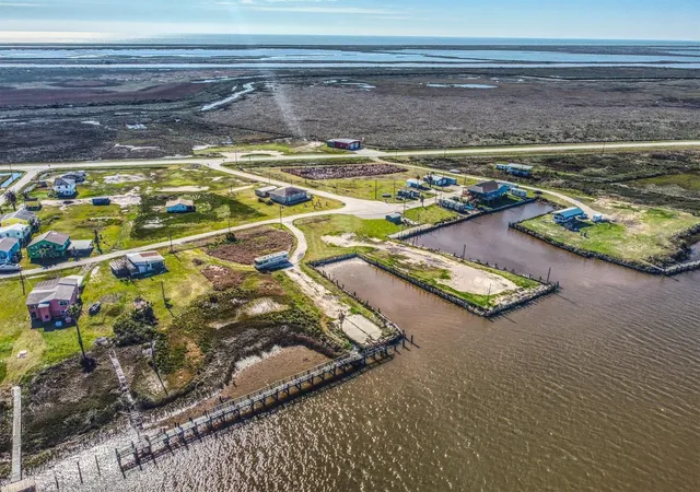 5th image of 1601 County Road 441D, Brazoria, TX 77422 | MLS# 75934779