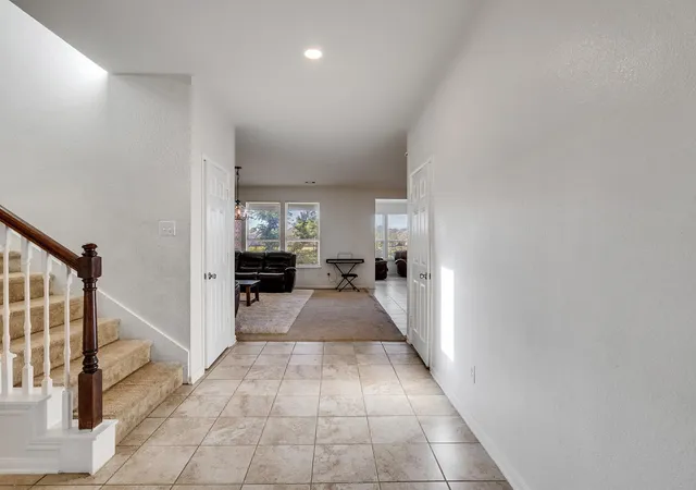 2nd image of 14106 Spring Birch Ln, Pearland, TX 77584 | MLS# 45216910