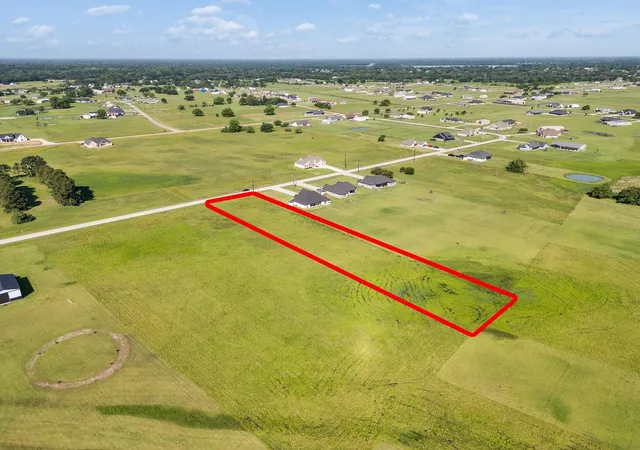 Photo 4 of Land for sale at 602 Longhorn Trl, Angleton, TX 77515 | MLS# 79227528 | Listing updated on 2026-05-18