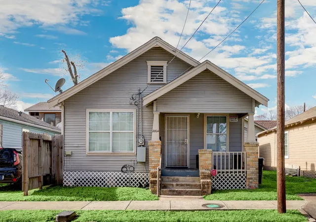 Photo 1 of Single family home for sale at 2804 Netleton St, Houston, TX 77004 | MLS# 25037045 | Listing updated on 2026-06-25