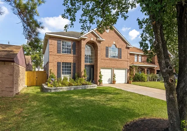 Photo 2 of Single family home for sale at 13123 Labelle Ln, Houston, TX 77015 | MLS# 15108105 | Listing updated on 2026-06-02