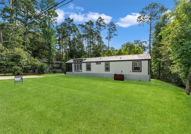 Photo 3 of Single family home for sale at 15678 Aspen Dr, Montgomery, TX 77356 | MLS# 39043272 | Listing updated on 2026-09-10