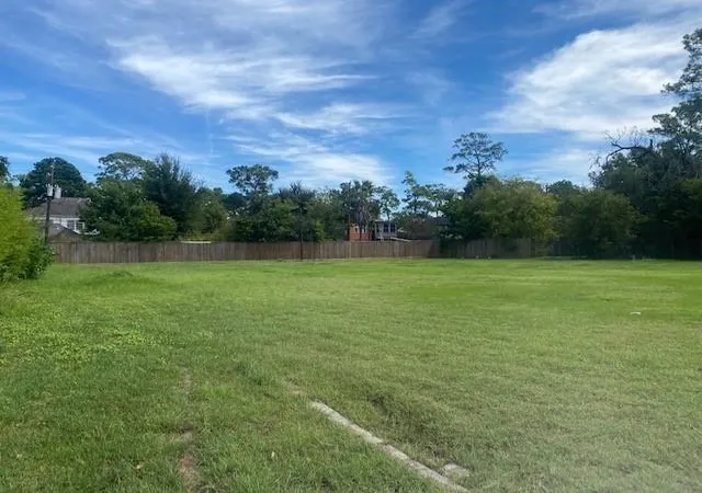 2nd image of 3221 N Macgregor Wy, Houston, TX 77004 | MLS# 38820093