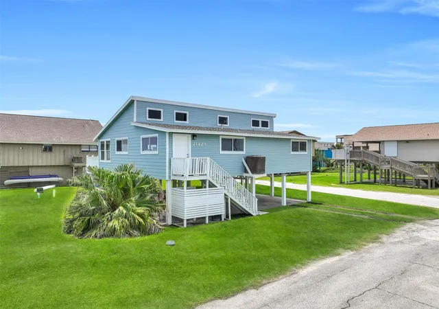 Photo 1 of Single family home for sale at 21423 Gulf Dr, Galveston, TX 77554 | MLS# 19646276 | Listing updated on 2026-09-03