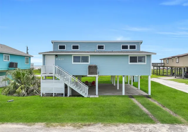 Photo 2 of Single family home for sale at 21423 Gulf Dr, Galveston, TX 77554 | MLS# 19646276 | Listing updated on 2026-09-03