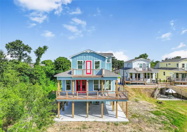 1st image of 4444 Shady Lake Dr, Seabrook, TX 77586 | MLS# 7116967