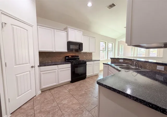 Photo 2 of Single family home for sale at 23615 Stargazer Pt, Spring, TX 77373 | MLS# 32929009 | Listing updated on 2026-10-09