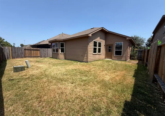 Photo 4 of Single family home for sale at 23615 Stargazer Pt, Spring, TX 77373 | MLS# 32929009 | Listing updated on 2026-10-09