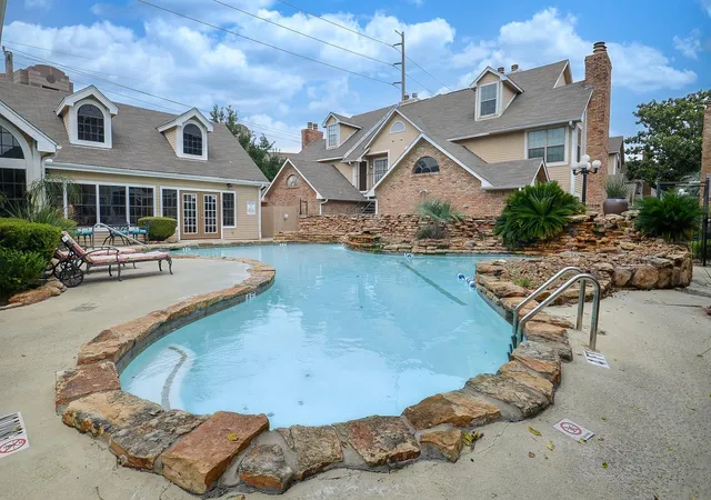 5th image of 2300 Old Spanish Trl, Houston, TX 77054