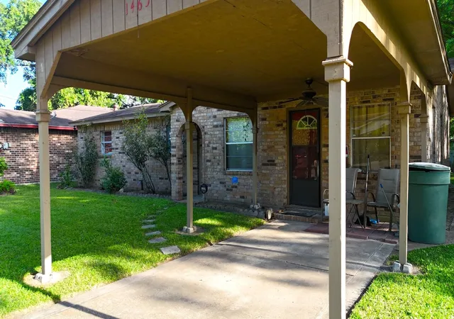4th image of 1465 Fairway St, Beaumont, TX 77703 | MLS# 42513441
