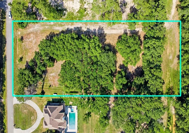 Photo 3 of Land for sale at 18126 Quail Run Cir, Montgomery, TX 77302 | MLS# 2554953 | Listing updated on 2026-09-17