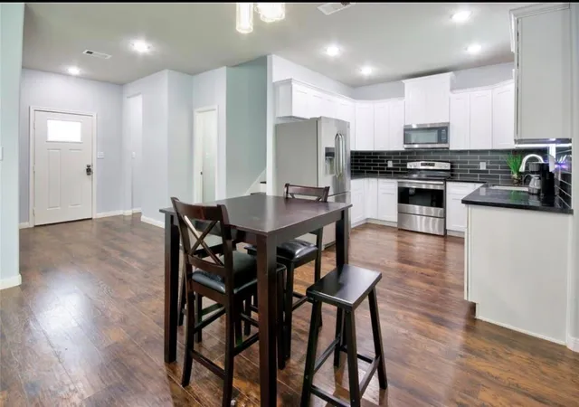 Photo 4 of Single family home for sale at 3510 Oleander Ave, Texas City, TX 77590 | MLS# 65439193 | Listing updated on 2026-01-22
