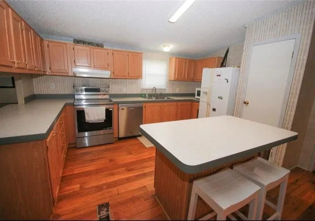 3rd image of 1611 Bunyard Rd, Alvin, TX 77511 | MLS# 4036583