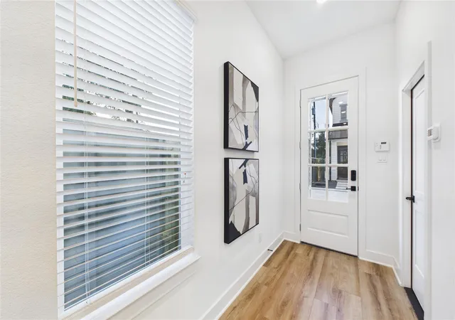 5th image of 2708 Reynolds St, Houston, TX 77009 | MLS# 83885693