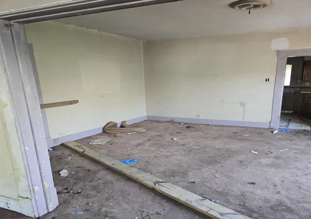 Photo 3 of Single family home for sale at 2305 Elysian St, Houston, TX 77026 | MLS# 68405048 | Listing updated on 2026-08-29