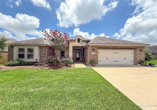 Homes for sale in Lake Jackson, TX | 313 Creekside Ln, Lake Jackson, TX 77566 | MLS# 52820698