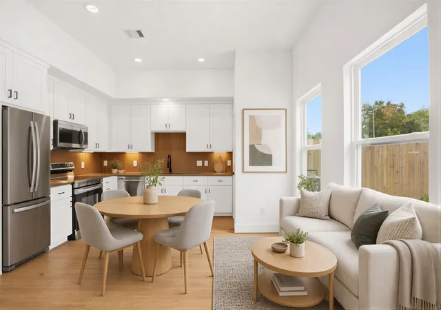 3rd image of 7843 Sunnyhill St, Houston, TX 77088