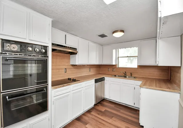 Photo 4 of Single family home for sale at 203 Kirkaldy Dr, Houston, TX 77015 | MLS# 22821311 | Listing updated on 2026-07-10
