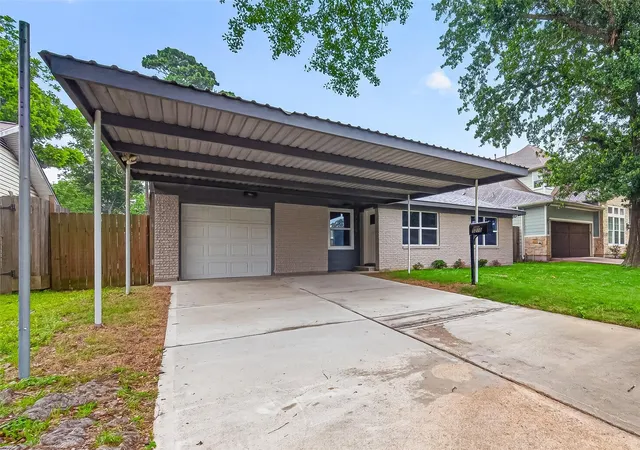 4th image of 5210 Verdome Ln, Houston, TX 77092 | MLS# 69631608