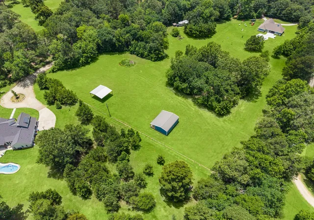 Photo 3 of Land for sale at 17320 Dutch Rd, New Waverly, TX 77358 | MLS# 87996880 | Listing updated on 2026-06-12