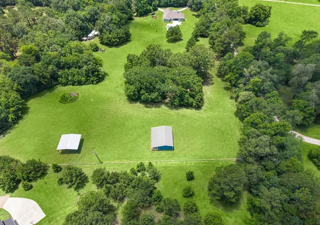 Photo 4 of Land for sale at 17320 Dutch Rd, New Waverly, TX 77358 | MLS# 87996880 | Listing updated on 2026-06-12