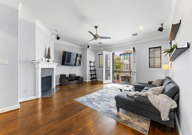 5th image of 5705 Petty St #A, Houston, TX 77007 | MLS# 11869701