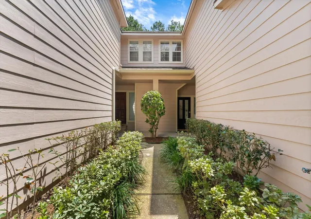 4th image of 97 E Greenhill Terrace Pl Pl, The Woodlands, TX 77382 | MLS# 53598792