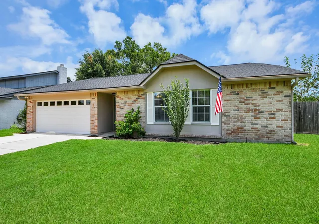 Photo 2 of Sale Pending at 8402 Church Light Ln, Houston, TX 77064 | MLS# 9121951 | Listing updated on 2026-09-11