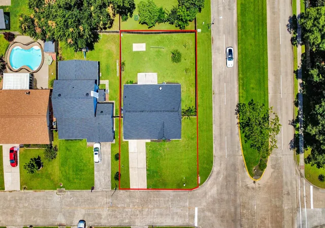 Photo 4 of Sale Pending at 8402 Church Light Ln, Houston, TX 77064 | MLS# 9121951 | Listing updated on 2026-09-11