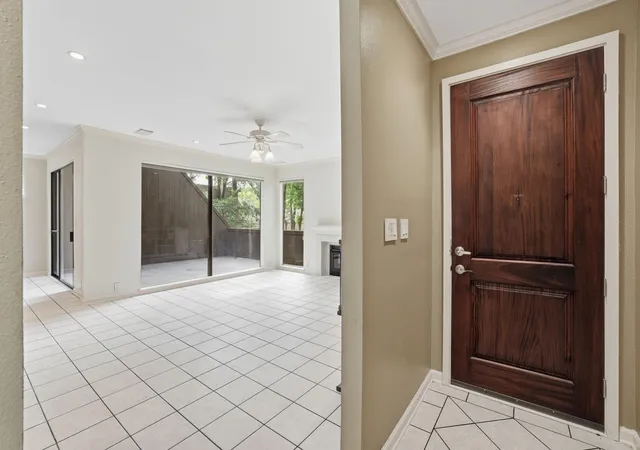 Photo 2 of Condo for sale at 332 Litchfield Ln #38, Houston, TX 77024 | MLS# 98969987 | Listing updated on 2026-09-16