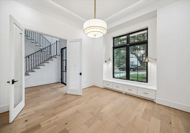 Photo 2 of Sale Pending at 3107 Kettering Dr, Houston, TX 77027 | MLS# 17313279 | Listing updated on 2026-09-16